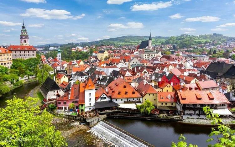 จากปรากถึงเชสกีครุมลอฟ: วันหยุดอันมีเสน่ห์ใน เช็ก เกีย